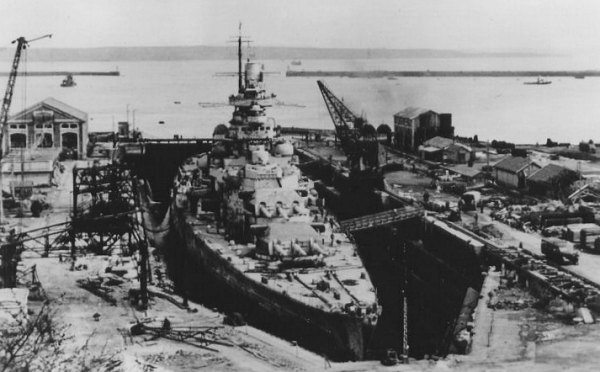 Battleship Gneisenau Brest